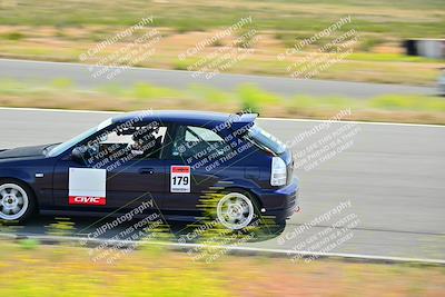 media/May-04-2024-Team Topak Racing (Sat) [[1dff1aa745]]/Inter Low 2/Session 2/